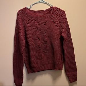 Maroon sweater